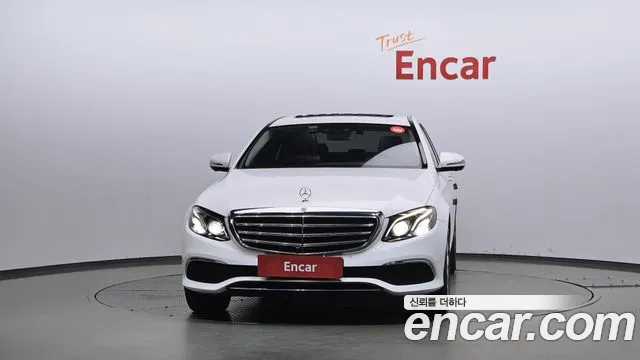 Mercedes-Benz E-Class 2018 — фото 3
