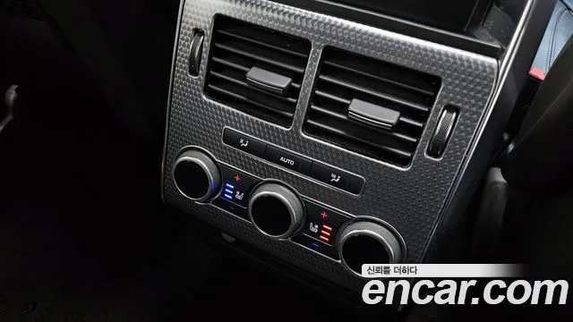 Land Rover Range Rover Sport 2016 — фото 17