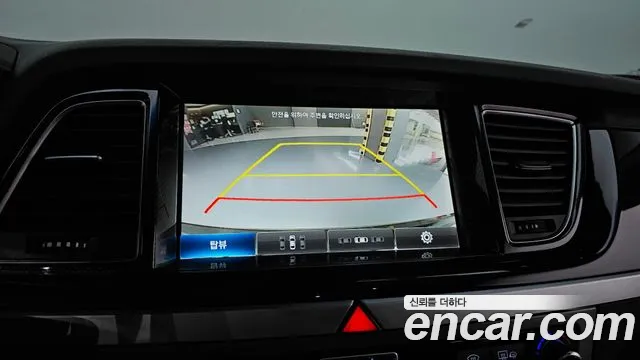 Hyundai Genesis 2015 — фото 15