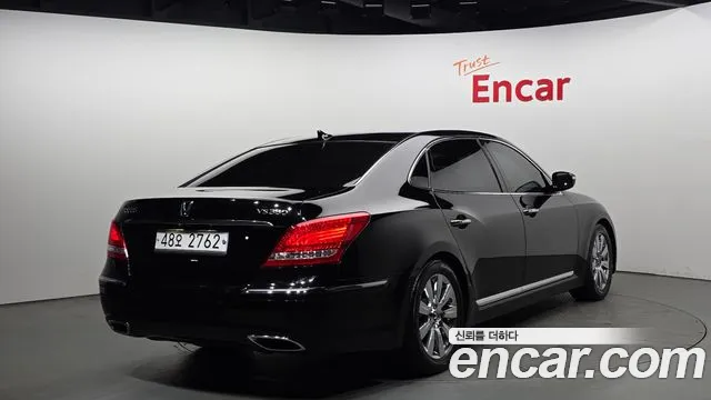 Hyundai Equus 2010 — фото 2