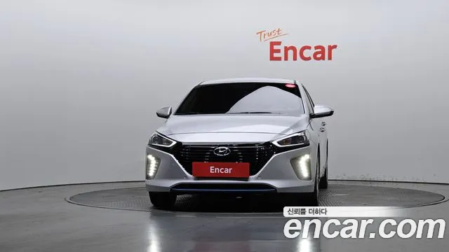 Hyundai Ioniq 2019 — фото 3