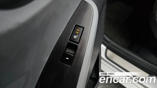 Hyundai Ioniq 2019 — фото 18