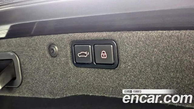 Hyundai Equus 2012 — фото 19
