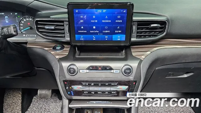 Ford Explorer 2020 — фото 14