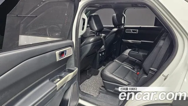 Ford Explorer 2020 — фото 17