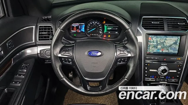 Ford Explorer 2016 — фото 13