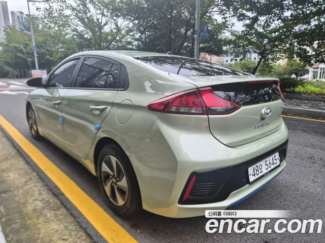 Hyundai Ioniq 2016 — фото 4