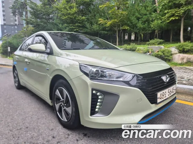 Hyundai Ioniq 2016 — фото 8