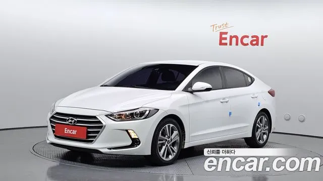 Hyundai AVANTE 2018 — фото 1
