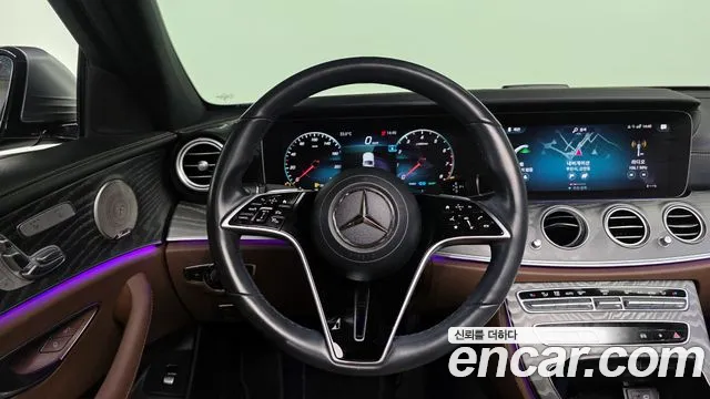 Mercedes-Benz E-Class 2023 — фото 13