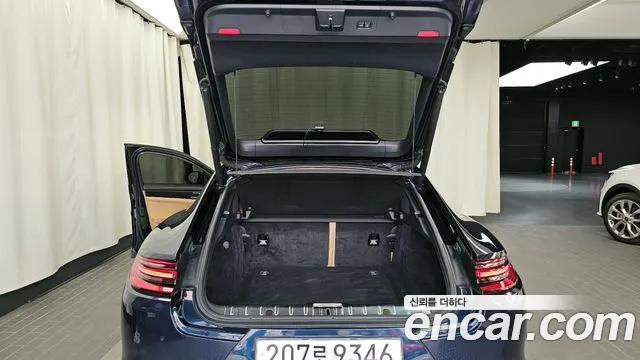 Porsche Panamera 2018 — фото 20