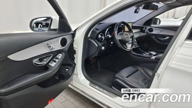 Mercedes-Benz C-Class 2016 — фото 10
