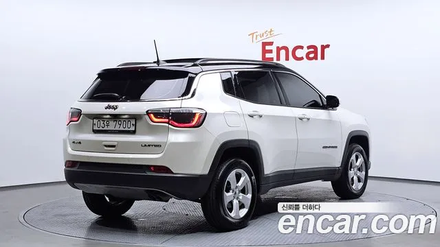 Jeep Compass 2018 — фото 2
