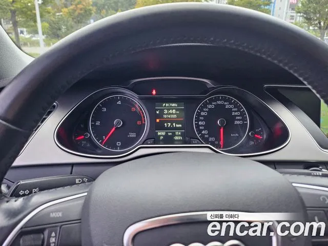 Audi A4 2015 — фото 17