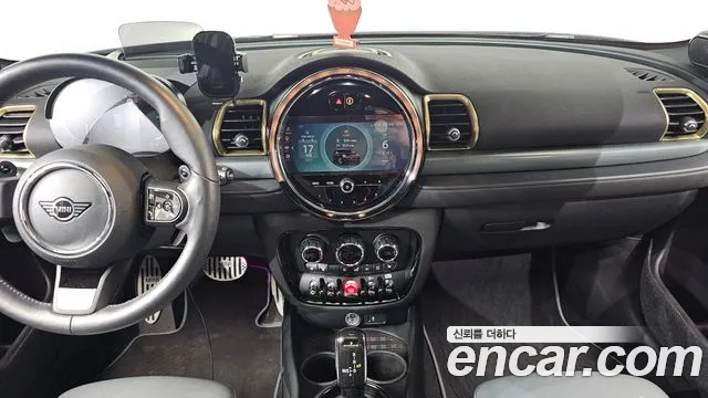 Mini Clubman 2023 — фото 14