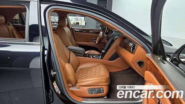 Bentley Flying Spur 2015 — фото 10