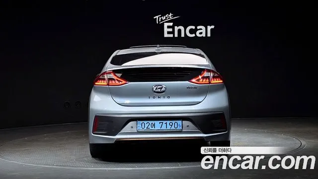 Hyundai Ioniq 2018 — фото 4