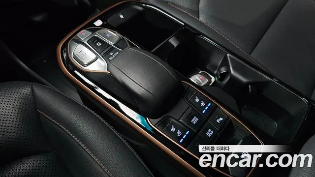 Hyundai Ioniq 2018 — фото 9