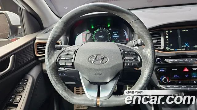 Hyundai Ioniq 2018 — фото 13