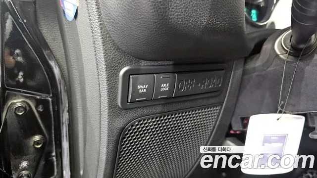Jeep Wrangler 2012 — фото 14
