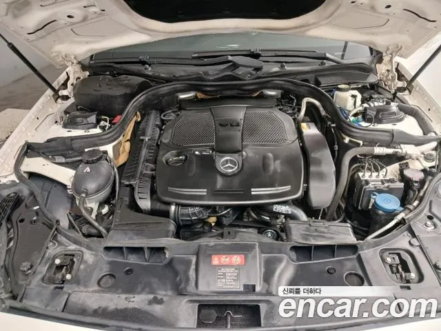 Mercedes-Benz CLS-Class 2012 — фото 19