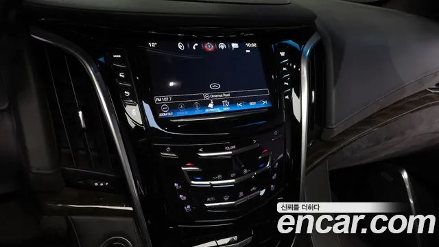 Cadillac Escalade 2019 — фото 14