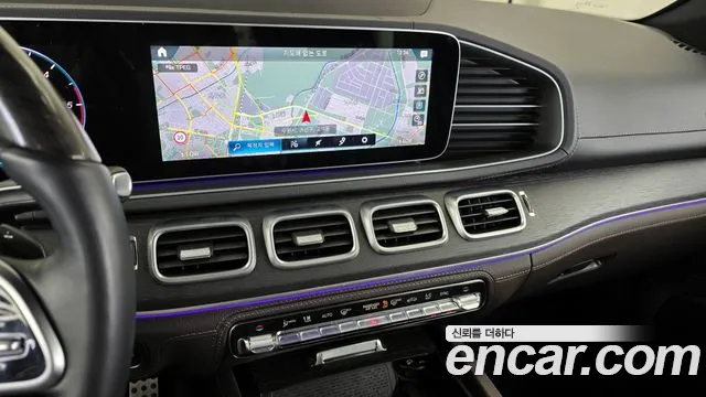 Mercedes-Benz GLS-Class 2023 — фото 14
