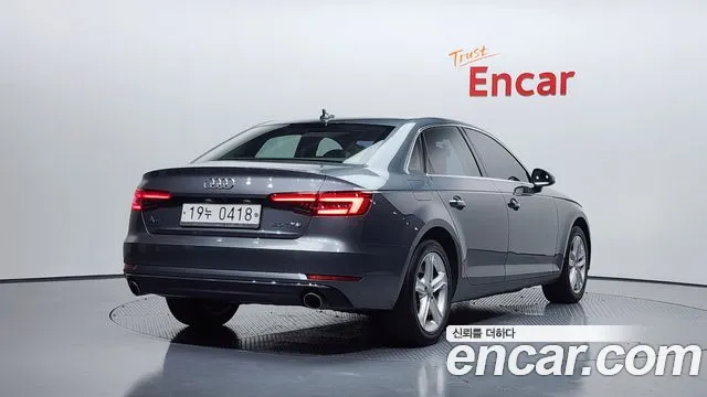 Audi A4 2016 — фото 2