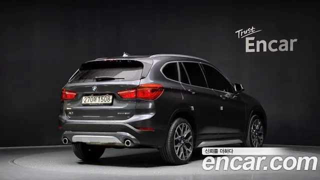BMW X1 2022 — фото 2