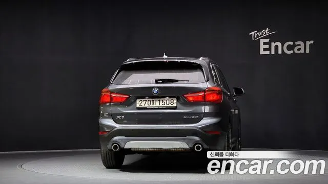 BMW X1 2022 — фото 4