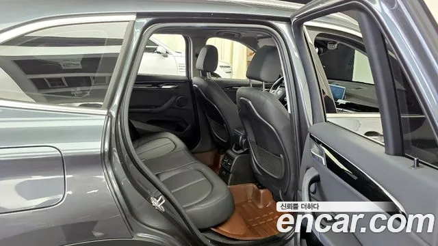 BMW X1 2022 — фото 12