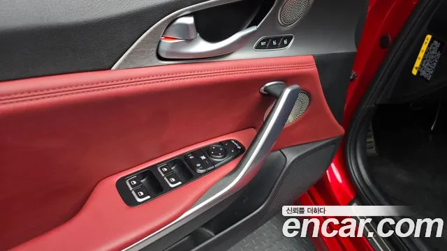 Kia Stinger 2020 — фото 17