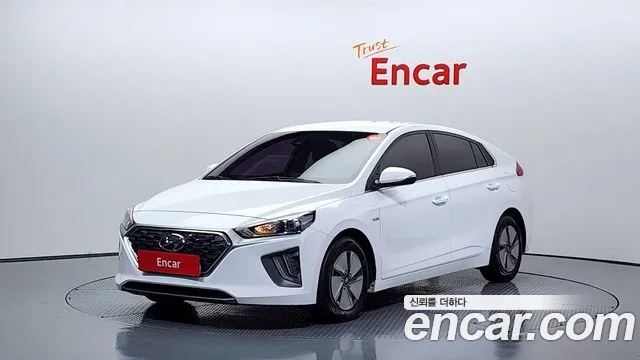 Hyundai Ioniq