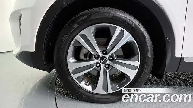 Kia Sorento 2018 — фото 5