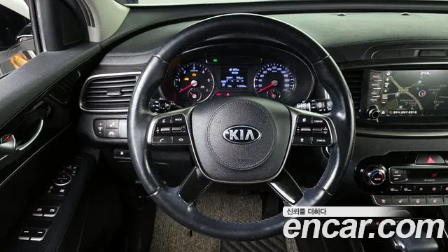 Kia Sorento 2018 — фото 17