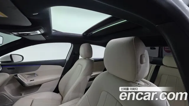 Mercedes-Benz A-Class 2020 — фото 17
