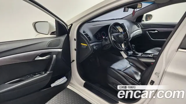Hyundai i40 2015 — фото 10