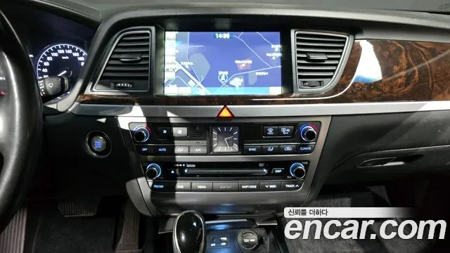 Hyundai Genesis 2015 — фото 14