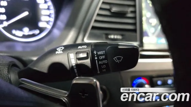 Hyundai Genesis 2015 — фото 18