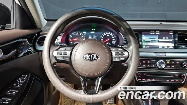 Kia K7 2016 — фото 13