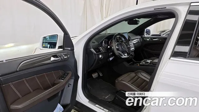 Mercedes-Benz GLE-Class 2019 — фото 10