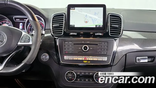Mercedes-Benz GLE-Class 2019 — фото 14