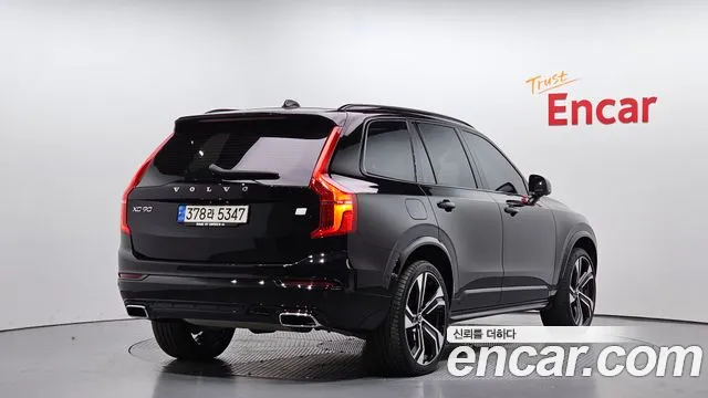 Volvo XC90 2021 — фото 2