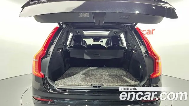 Volvo XC90 2021 — фото 20