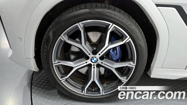 BMW X6 2022 — фото 5
