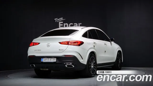 Mercedes-Benz GLE-Class 2022 — фото 2