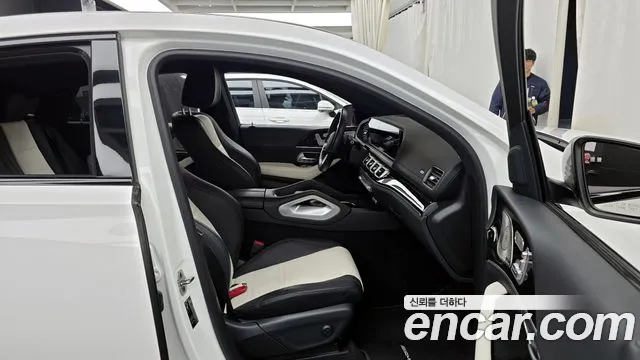 Mercedes-Benz GLE-Class 2022 — фото 11