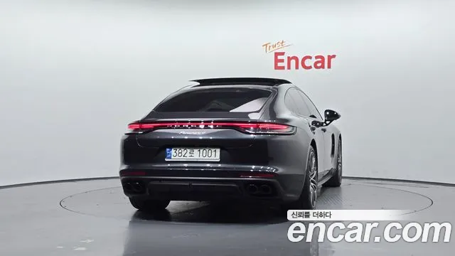 Porsche Panamera 2021 — фото 4