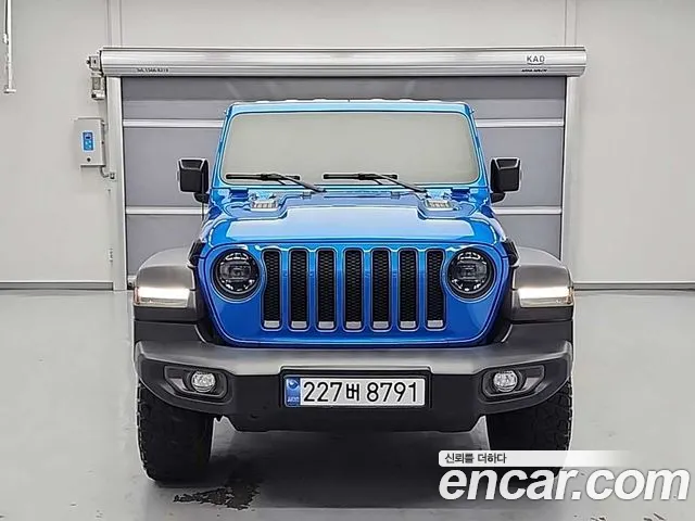 Jeep Wrangler 2023 — фото 3