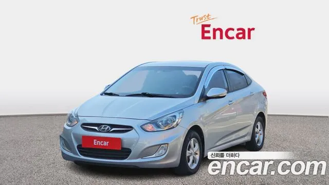 Hyundai Accent 2013 — фото 1